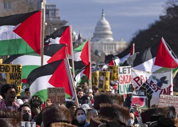 شركات التأمين تتحوط من مخاطر الصراع في الشرق الأوسط