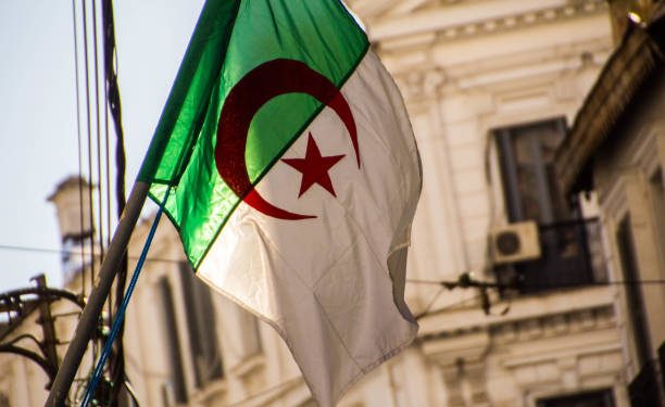 الجزائر تقترب من إتمام إصلاحات جوهرية في سوق التأمين