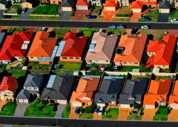  مع تزايد مخاطر المناخ.. الأستراليون في مأزق بسبب تكاليف التأمين على المنازل  