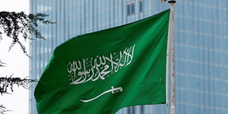 وسط ازدهار بيئة الأعمال.. كيف توجه الإيرادات المرتفعة لشركات التأمين في المملكة؟  