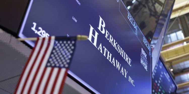 تراجع أرباح اكتتاب التأمين لدى «بيركشاير هاثواى» لـ 750 مليون دولار