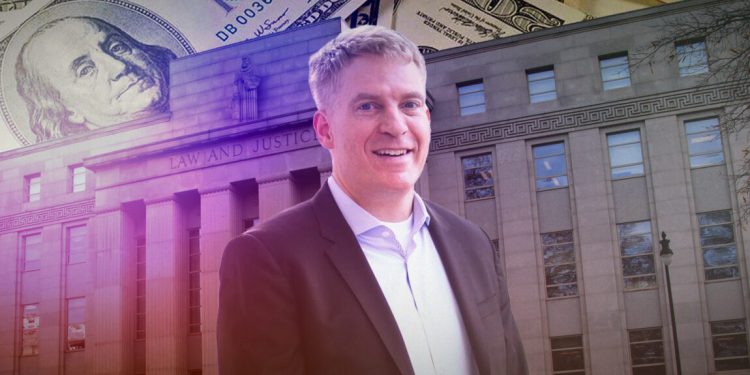 «جريج ليندبرج».. قطب التأمين يعترف بالذنب في احتيال وغسيل أموال بـ 2 مليار دولار