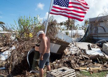 الكوارث الطبيعية تزيد أوجاع صناعة التأمين بخسائر تتجاوز 100 مليار دولار في 2025