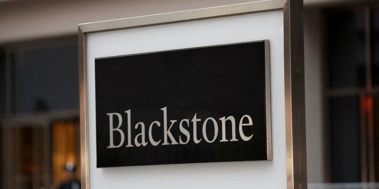 «بلاكستون»: شركات التأمين الأمريكية تعود إلى استراتيجيات «الكساد الكبير» في الاستثمار